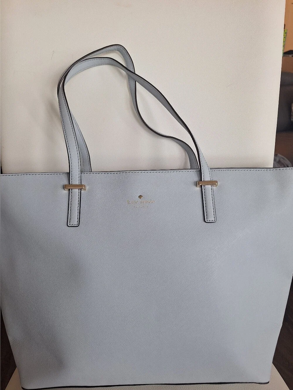 Kate Spade Light Blue Leather Cedar Street Medium Tote EUC